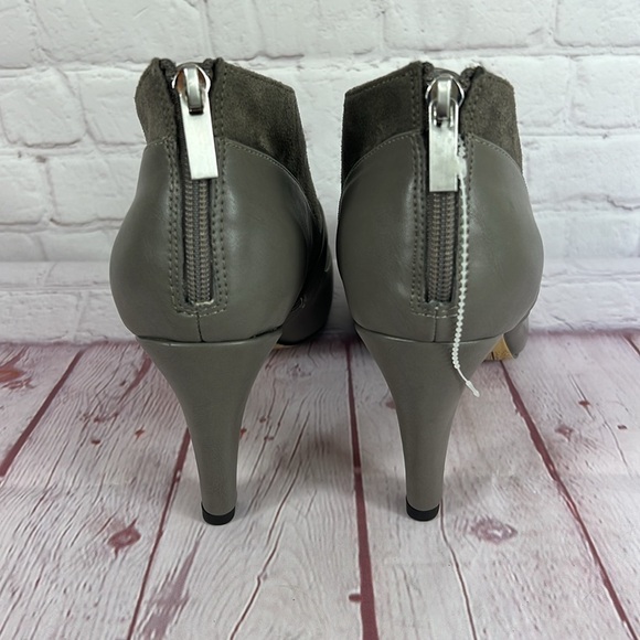 Bella Vita Women's Noemi Ii Dress Shootie Ankle Boot Size 12WW - Picture 3 of 9